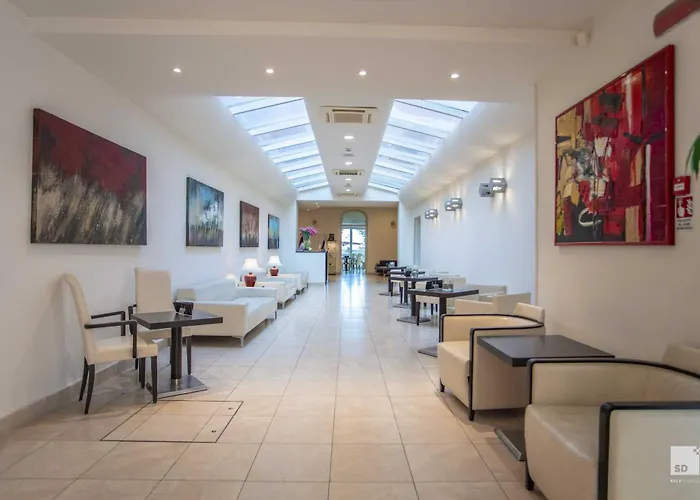 Hotel Regina Elena 57&Oro Bianco SPA